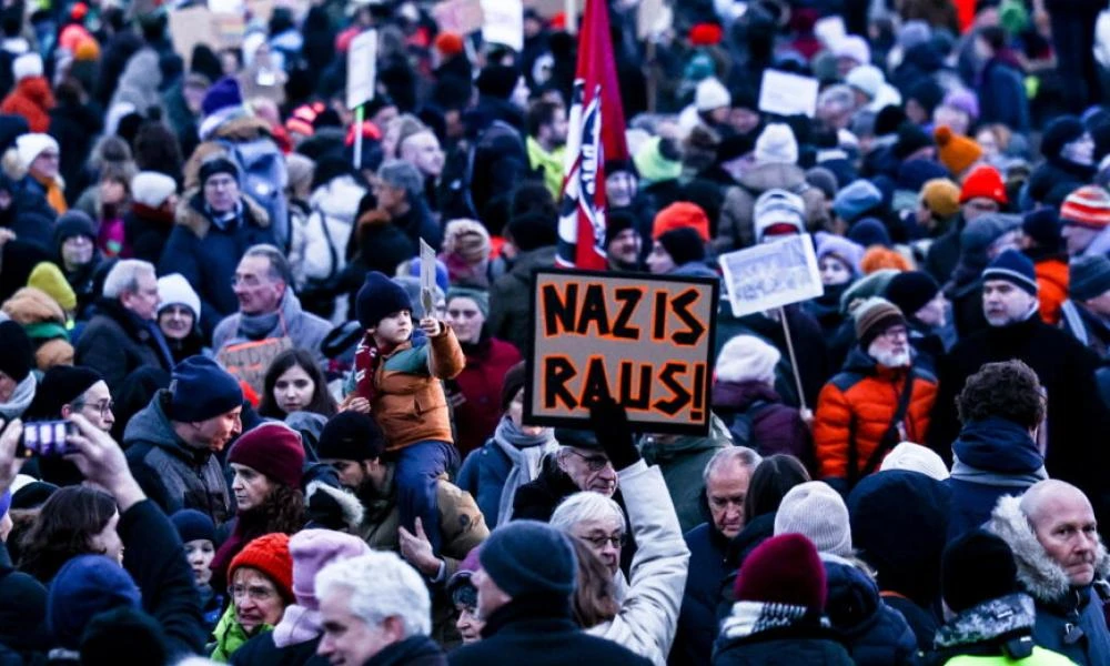 Spiegel: Οι λαϊκές κινητοποιήσεις στην Ελλάδα ανέτρεψαν την άνοδο της ακροδεξιάς